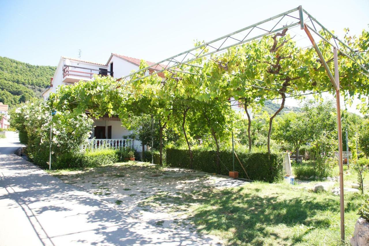 Apartments Slavica Rab Town Ngoại thất bức ảnh